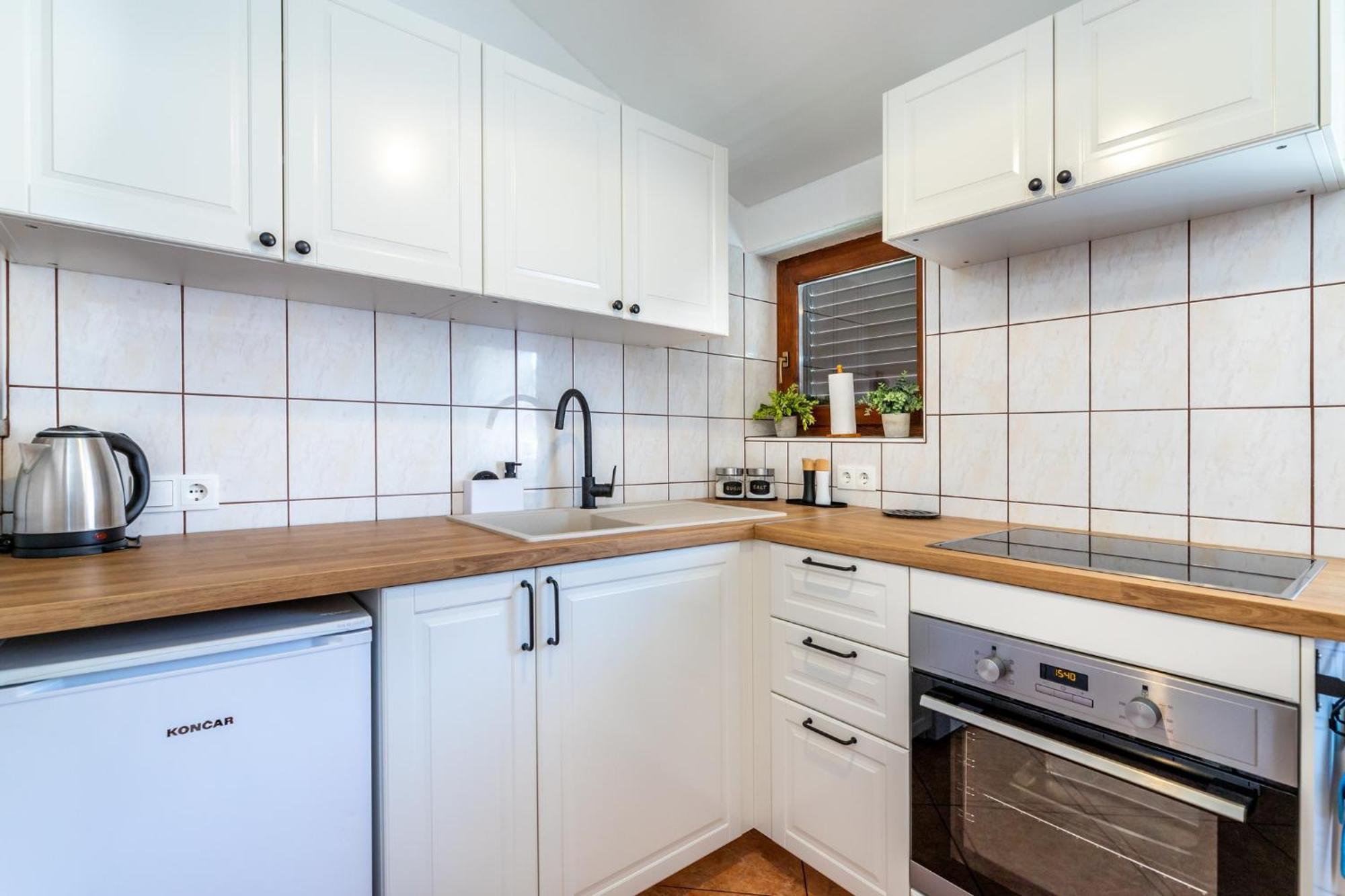 Apartments Mikulina 巴斯卡 外观 照片