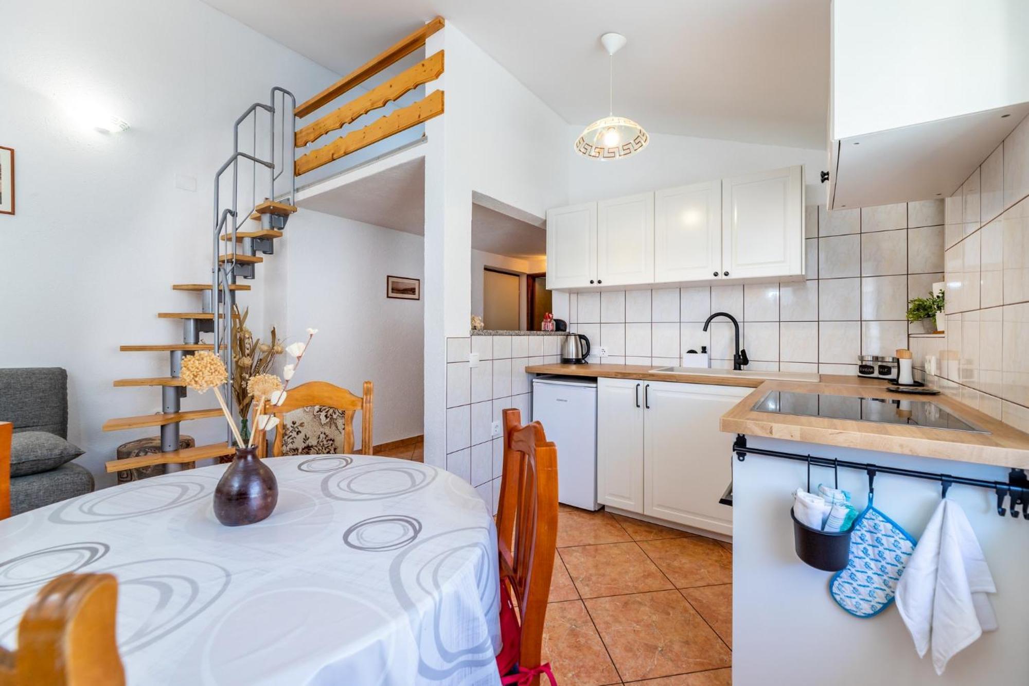 Apartments Mikulina 巴斯卡 外观 照片