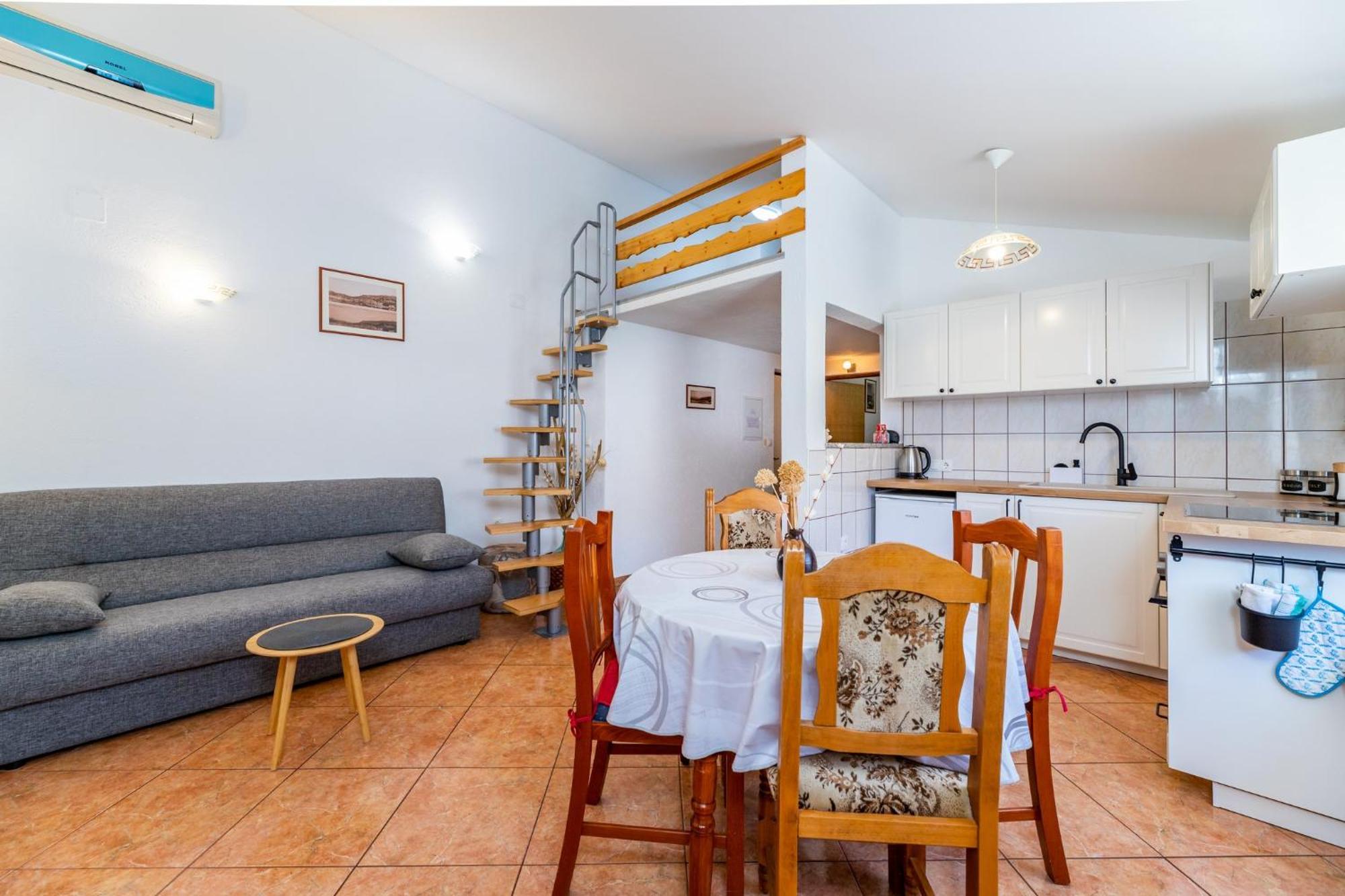 Apartments Mikulina 巴斯卡 外观 照片