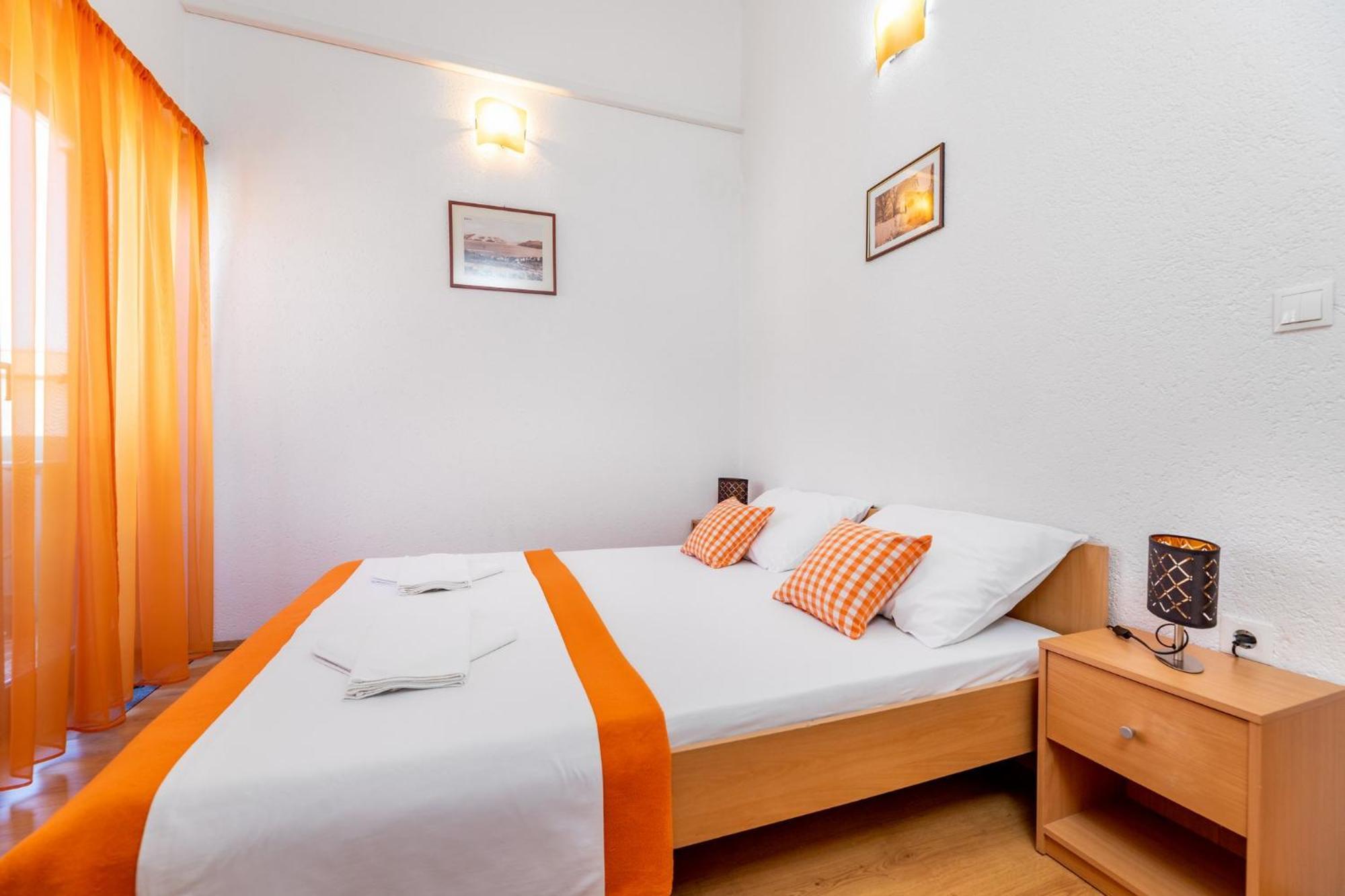 Apartments Mikulina 巴斯卡 外观 照片